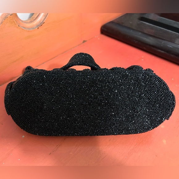 Gorgeous vintage beaded black purse handbag quality made squeeze frame stunning! - Picture 8 of 11